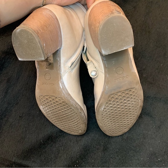 Geox cream color boots sz7 - Picture 5 of 10